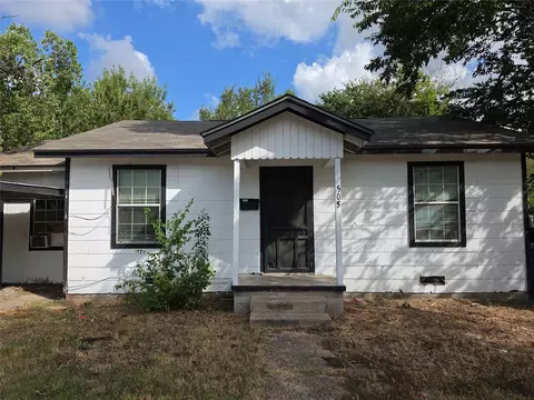505 Teague St, Navasota, TX 77868