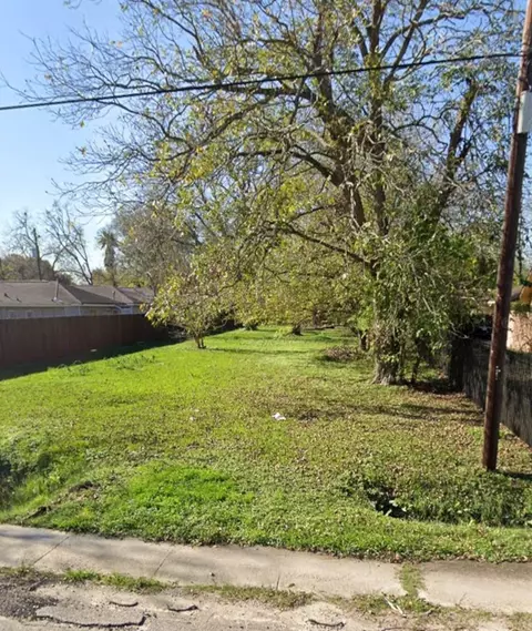 0 4211 Wipprecht St, Houston, TX 77026