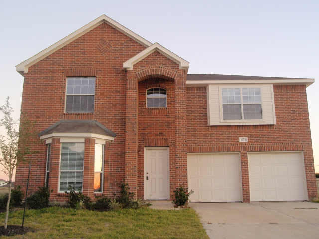 1915 Adobe Falls Dr, Spring, TX 77388 photo 1