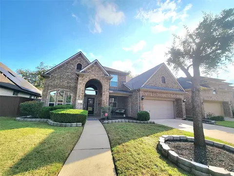 5822 Crawford Hill Ln, Sugar Land, TX 77479