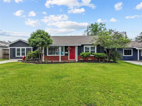 806 Nashua St, Houston, TX 77008