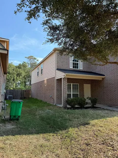 Exterior - 5119 Forest Terrace Dr, Spring, TX 77373 photo 4 of 9