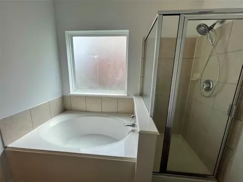 Bath - 5119 Forest Terrace Dr, Spring, TX 77373 photo 4 of 4