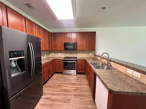 Kitchen - 5119 Forest Terrace Dr, Spring, TX 77373 photo 2 of 6