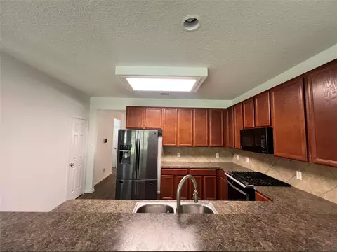 Kitchen - 5119 Forest Terrace Dr, Spring, TX 77373 photo 4 of 6