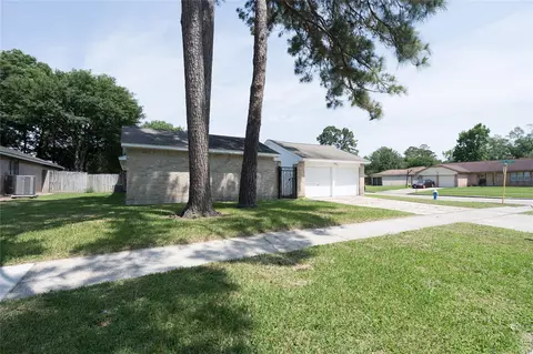 Exterior - 6023 Knotty Post Ln, Spring, TX 77373 photo 1 of 7