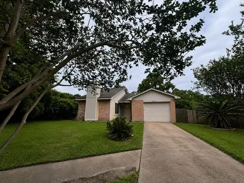 14314 River Glen Dr, Sugar Land, TX 77498