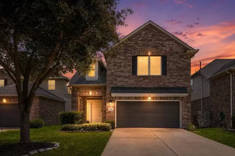 8126 Heartbrook Field Ln, Cypress, TX 77433