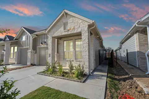 5247 Celestial Ct, Iowa Colony, TX 77583