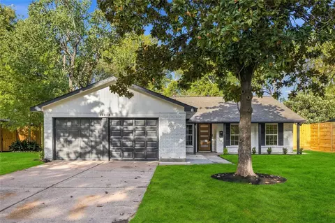 12006 Ashcroft Dr, Houston, TX 77035