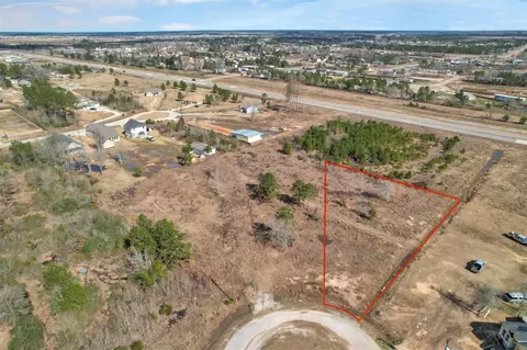 72 Road 5136, Cleveland, TX 77327