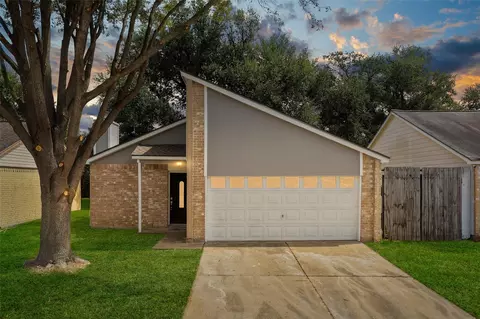 7606 Pepperbrook Dr, Houston, TX 77041