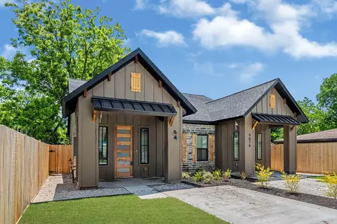 987 Glen Ave #A/B, Houston, TX 77088