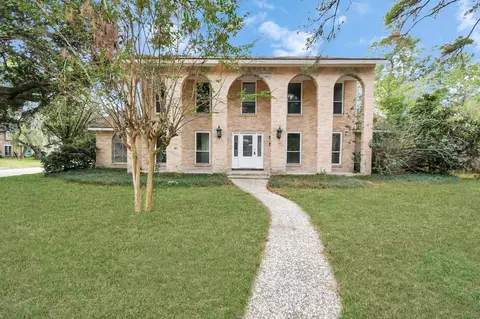 17903 Nanes Dr, Houston, TX 77090