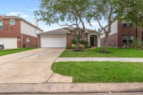 2606 Cypress Springs Dr, Pearland, TX 77584