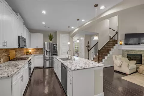 Kitchen - 22419 Sawmill Ranch Dr, Spring, TX 77389 photo 4 of 5