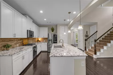 Kitchen - 22419 Sawmill Ranch Dr, Spring, TX 77389 photo 3 of 5