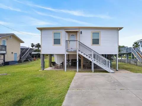 16618 Bermuda Way, Jamaica Beach, TX 77554