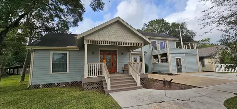 409 Perkins Ave, League City, TX 77573
