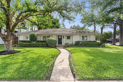 3215 Drexel Dr, Houston, TX 77027