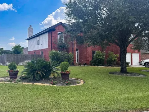 1018 Spring Lakes Haven Dr, Spring, TX 77373
