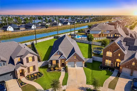 4301 Mesquite Terrace Dr, Manvel, TX 77578