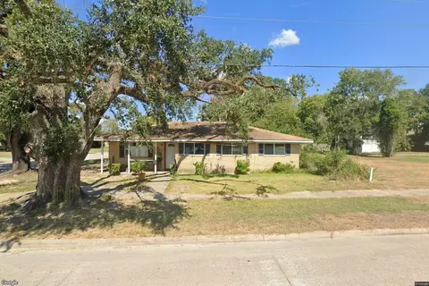 1390 North St, Beaumont, TX 77701