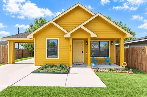 4318 Mckinley St, Houston, TX 77051