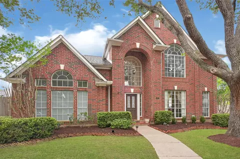 1302 Blackthorne Dr, Houston, TX 77094