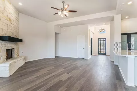 13637 Armstrong, Conroe, TX 77303 photo 4
