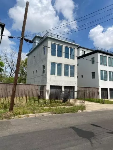 3419 Rawley St, Houston, TX 77020
