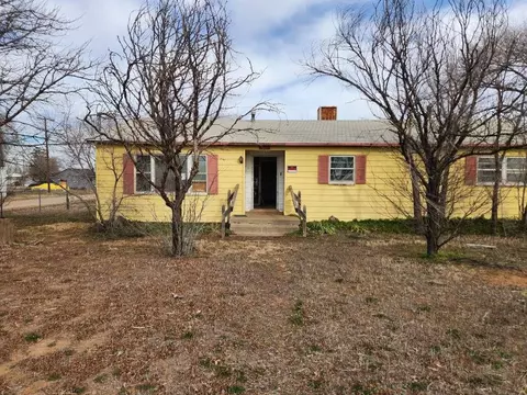 701 E Purdue St, Lubbock, TX 79403