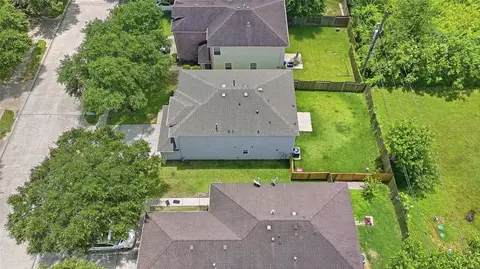 View/Area - 22923 Twisting Pine Dr, Spring, TX 77373 photo 6 of 8