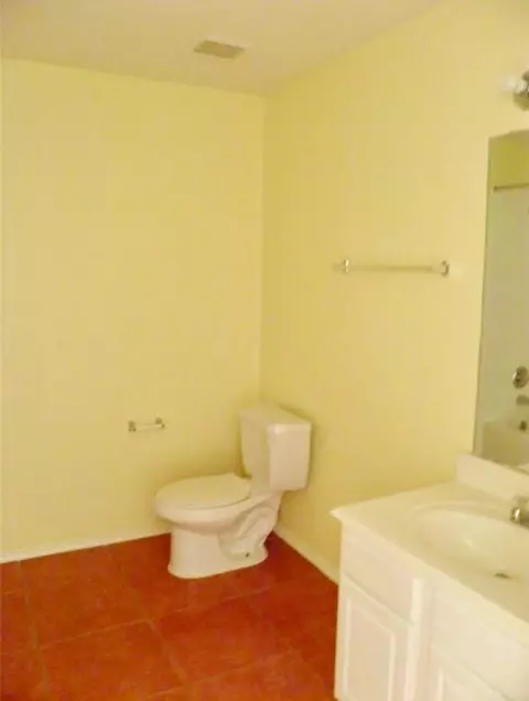 Bath - 22923 Twisting Pine Dr, Spring, TX 77373 photo 3 of 7