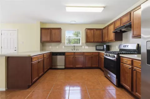 Kitchen - 22923 Twisting Pine Dr, Spring, TX 77373 photo 3 of 3