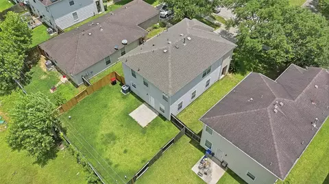 View/Area - 22923 Twisting Pine Dr, Spring, TX 77373 photo 4 of 8