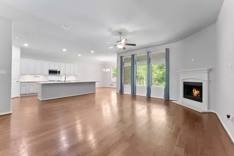 Living - 12276 Emerald Mist Ln, Conroe, TX 77304 photo 4 of 4