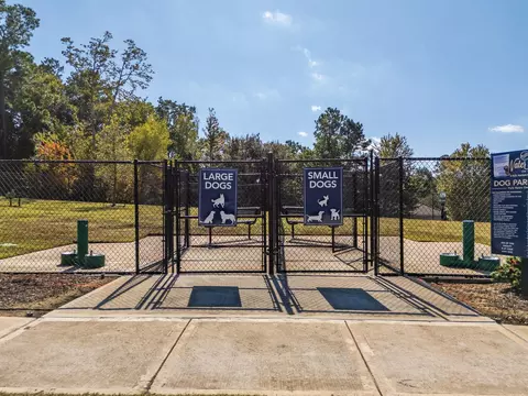 Exterior - 12276 Emerald Mist Ln, Conroe, TX 77304 photo 5 of 5