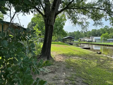 Exterior - 320 Deer Run Rd, Trinity, TX 75862 photo 9 of 10