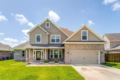 9626 Oaklawn Dr, Baytown, TX 77523
