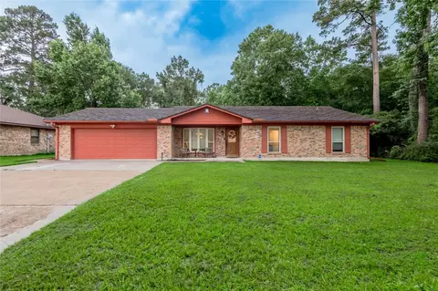 198 Westwood Dr E, Trinity, TX 75862