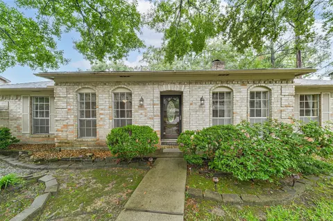 7719 Wycomb Ln, Houston, TX 77070