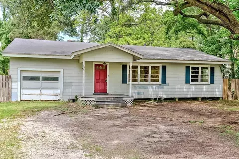 195 E Chance Rd, Lumberton, TX 77657