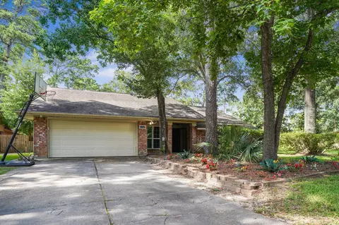2102 Oak Shores Dr, Houston, TX 77339