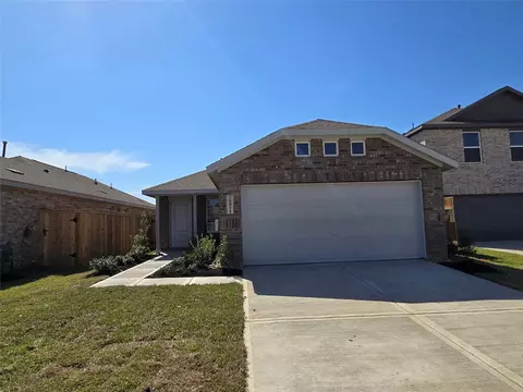 1546 Gardenia Blossom Ln, Crosby, TX 77532