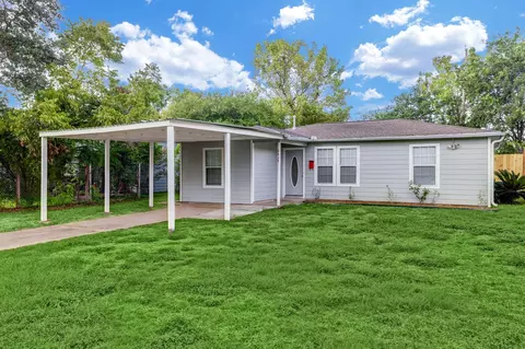6634 Granite St, Houston, TX 77092