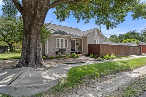 714 Ridge St, Houston, TX 77009