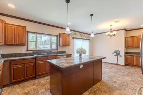 Kitchen - 115 Canadian Dr, Trinity, TX 75862 photo 4 of 7