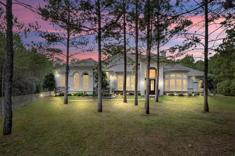 26214 Crown Ct, Montgomery, TX 77316