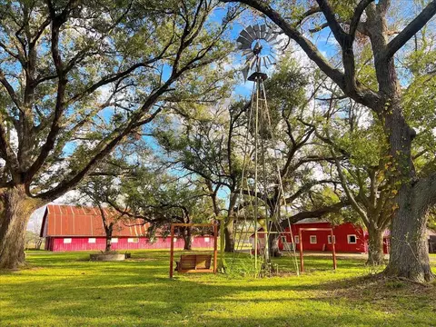 14939 Cullen Blvd, Houston, TX 77047